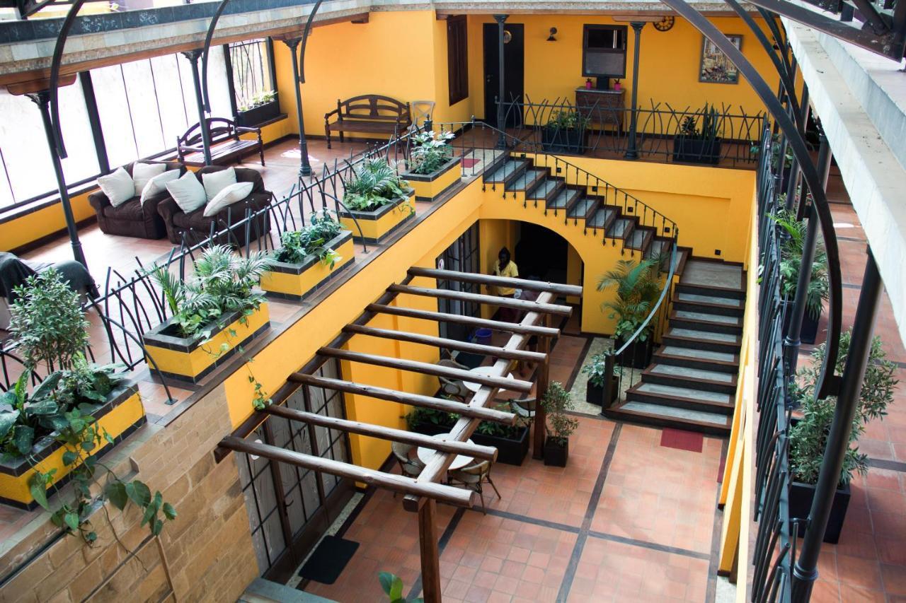 Hotel Bougainviller Kampala Buitenkant foto
