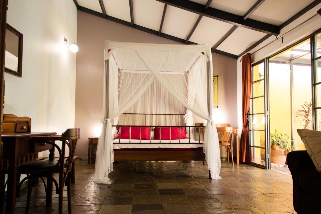 Hotel Bougainviller Kampala Buitenkant foto