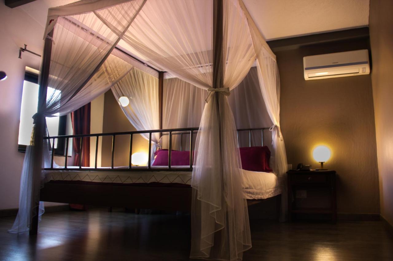 Hotel Bougainviller Kampala Buitenkant foto